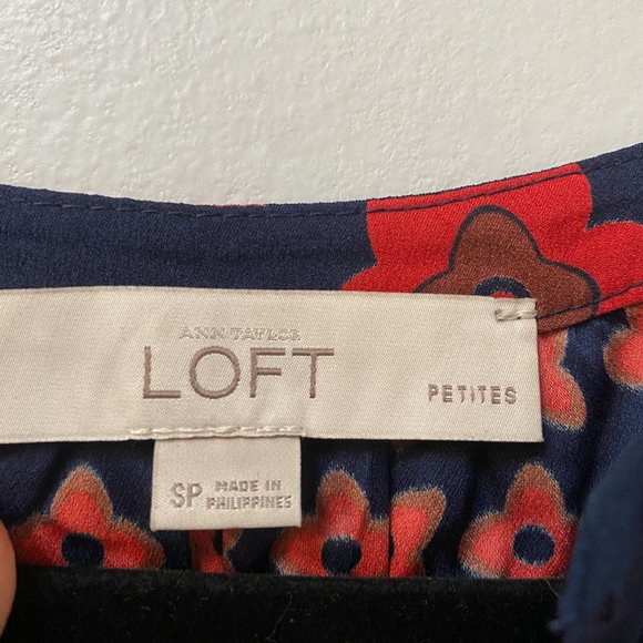 LOFT Red and Blue Abstract Floral Dropped Waist Dress Size Sp - Picture 4 of 11